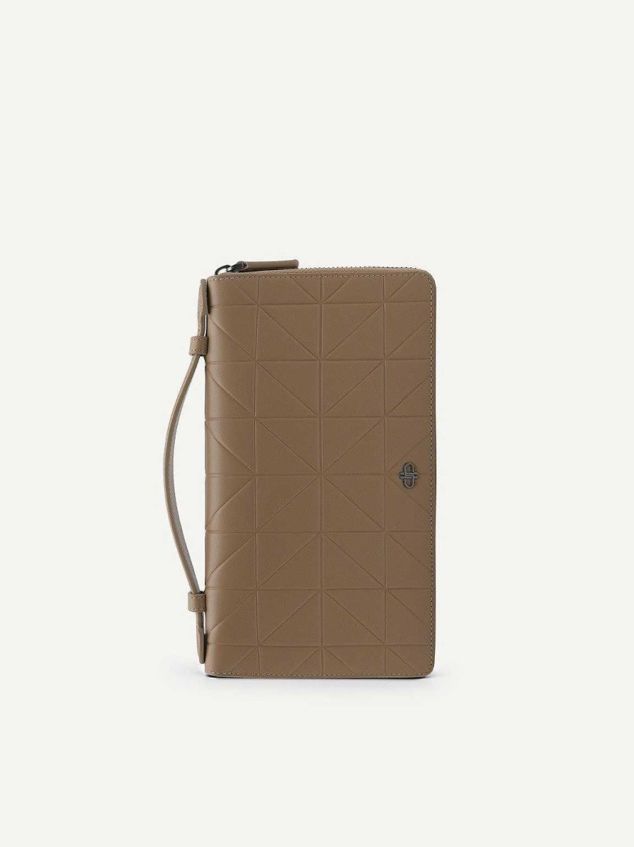 New Pedro Icon Leather Travel Organiser In Pixel Travel Accessories