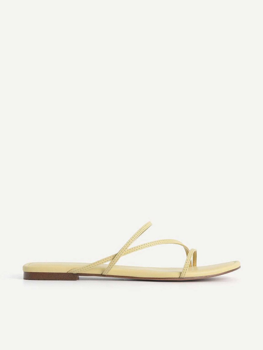 Clearance Gwyneth Strappy Flats Sandals